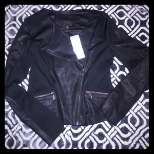 ✨NWTS•LIMITED JACKET✨